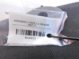 Mercedes-Benz C AMG W203 Etumatkustajan istuin 
