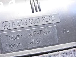 Mercedes-Benz C AMG W203 Boczek / Tapicerka / bagażnika A2036909225