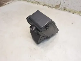 Nissan Micra Tapa de caja de fusibles 284B91HA0A