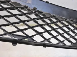 Subaru Legacy Grille inférieure de pare-chocs avant 