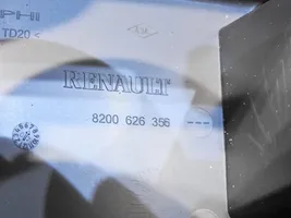 Renault Twingo II Tapa de caja de fusibles 8200626356