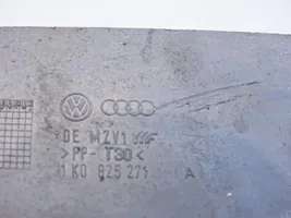 Volkswagen Golf V Osłona boczna podwozia 1K0825271