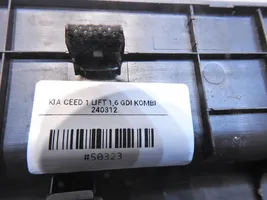 KIA Ceed Copertura del rivestimento del sottoporta posteriore 85877-1H000