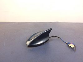 Ford Focus GPS-pystyantenni GR2T-19K351-AA5J