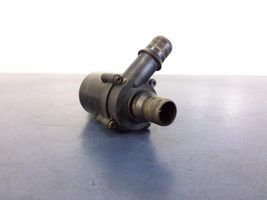 Peugeot 508 RXH Pompe de circulation d'eau 9676438380