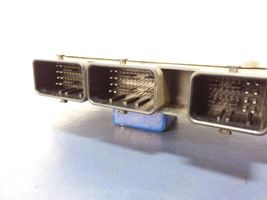 Renault Clio I Unité de commande, module ECU de moteur 237102071R