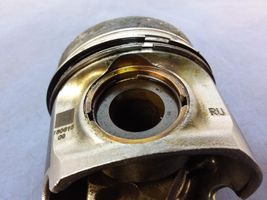 BMW 7 G11 G12 Piston 