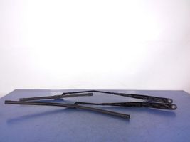 Volkswagen Golf Sportsvan Front wiper blade arm 