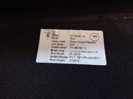 Porsche Cayenne (92A) Tapis de sol / moquette de cabine avant 7P5863697