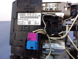 Audi A8 S8 D3 4E Éclairage de coffre 4E0947097H