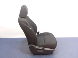 Toyota Auris 150 Переднее сиденье пассажира 