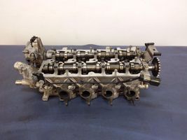 Hyundai i30 Testata motore 22111-2A260