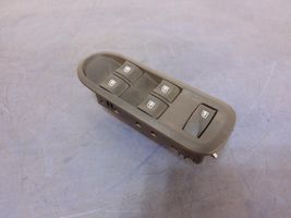 Dacia Duster Interrupteur commade lève-vitre 254117873R