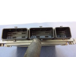 Renault Megane III Блок управления двигателем ECU 237104817R