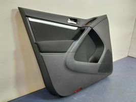 Volkswagen Tiguan Set di rivestimento del pannello della portiera 