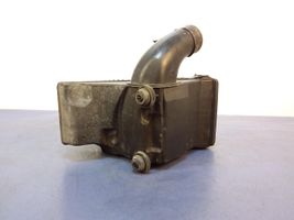 Nissan Note (E11) Scatola del filtro dell’aria 8200398990