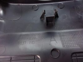 Toyota Avensis T270 Otras molduras del borde/pilar 45287-05141