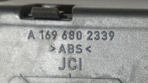 Mercedes-Benz A W169 Ajovalojen pyyhkimien kytkin 1698702210