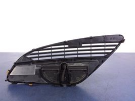 Citroen C5 Kojelaudan sivutuuletussuuttimen kehys 9682419677