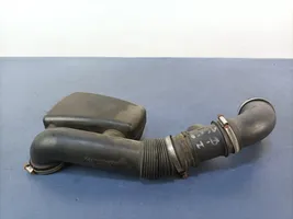 Opel Astra H Tube d'admission d'air 24437914