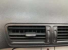 Volkswagen PASSAT CC Panelė 