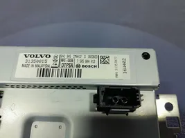 Volvo V60 Panel / Radioodtwarzacz CD/DVD/GPS 31350815