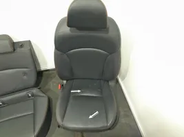 Subaru XV I Sitze komplett 01