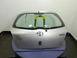 Toyota Yaris Couvercle de coffre 01