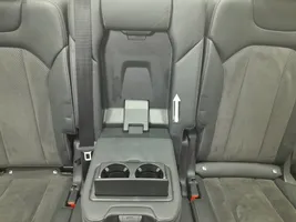 Audi Q7 4M Sėdynių komplektas 01