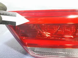 KIA Optima Luci posteriori 92404-D4