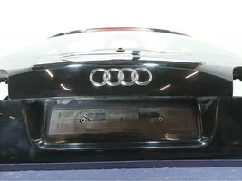 Audi A6 S6 C6 4F Aizmugurējais pārsegs (bagāžnieks) 01