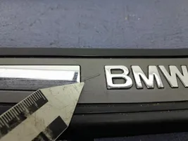 BMW 7 E65 E66 Verkleidung seitlich Fußraum 8223553