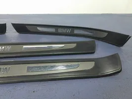 BMW 7 E65 E66 Rivestimento vano piedi laterale 8223553