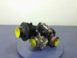 BMW 7 G11 G12 Cześć układu próżniowego turbosprężarki 8584218