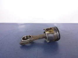 BMW 3 E90 E91 Piston 