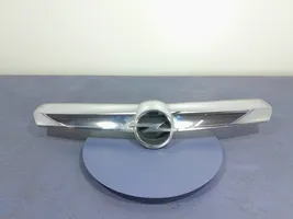 Opel Corsa D Atrapa chłodnicy / Grill 13223226