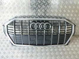 Audi Q3 F3 Grotelės priekinės 