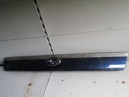 Subaru Forester SG Barra luminosa targa del portellone del bagagliaio 
