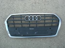 Audi Q5 SQ5 Grotelės viršutinės 80A853651