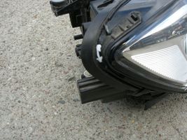 Volkswagen Touran III Lampa przednia 5TB941036B