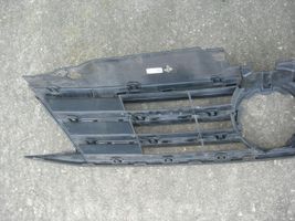 Volkswagen Jetta VI Grille calandre supérieure de pare-chocs avant 5C6853655E