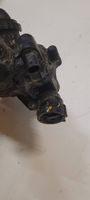 Infiniti Q50 Boîtier de thermostat / thermostat A2742000615