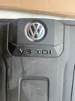 Volkswagen Touareg III Moldura de la guantera 70593911