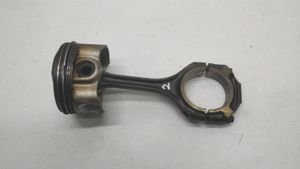 Mercedes-Benz C W204 Piston avec bielle 