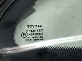 Toyota Carina T190 Fenêtre latérale avant / vitre triangulaire 