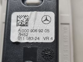 Mercedes-Benz GLC X253 C253 Maniglia interna tetto posteriore A0009069205