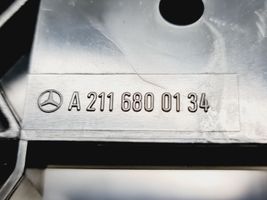 Mercedes-Benz E W211 Altra parte interiore A2116800134