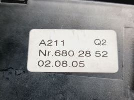 Mercedes-Benz E W211 Popielniczka deski rozdzielczej 2116802852