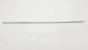 Volkswagen Touareg I Front door glass trim molding 7L6837476EPRP