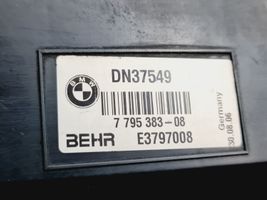 BMW 7 E65 E66 Staffa di montaggio del radiatore 17112249878